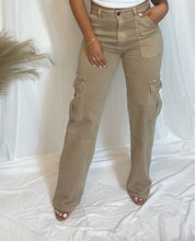 Load image into Gallery viewer, Maxine Cargo Pants
